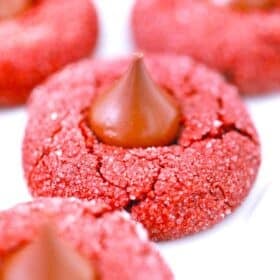 red velvet hershey’s kiss cookies