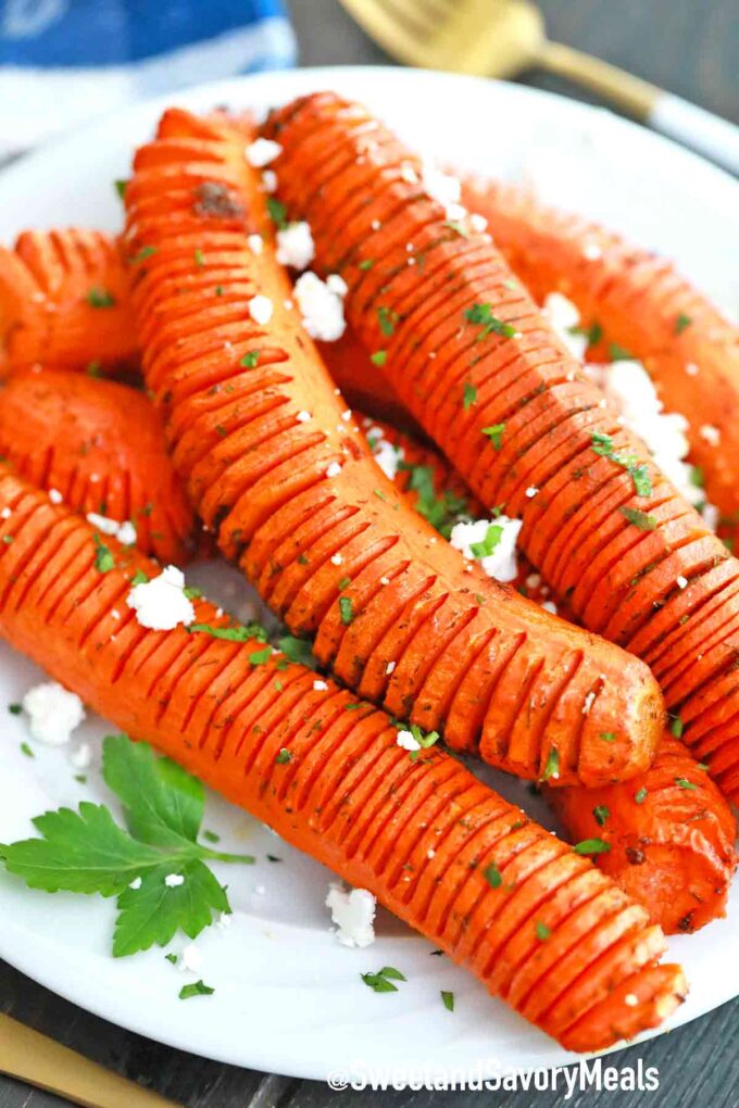 plate with hasselback carrots
