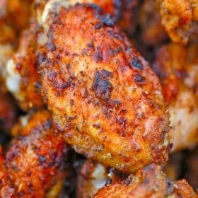 browned and crispy air fryer jerk chicken wings