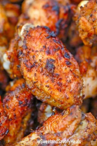 browned and crispy air fryer jerk chicken wings