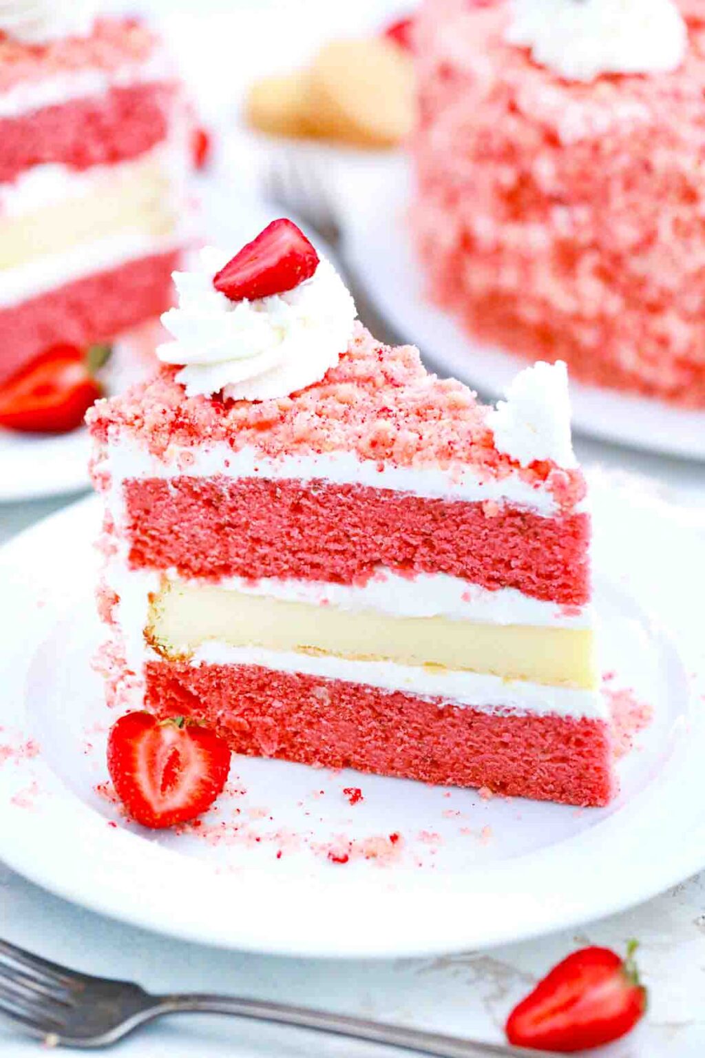 Strawberry Crunch Cheesecake Cake Recipe Video Sweet And Savory Meals strawberry-crunch-cheesecake-cake-recipe-video-sweet-and-savory-meals