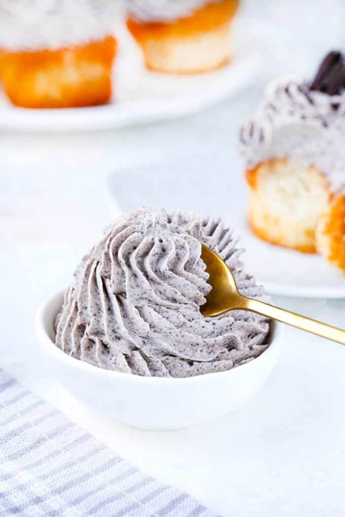 Oreo buttercream into a mini bowl.