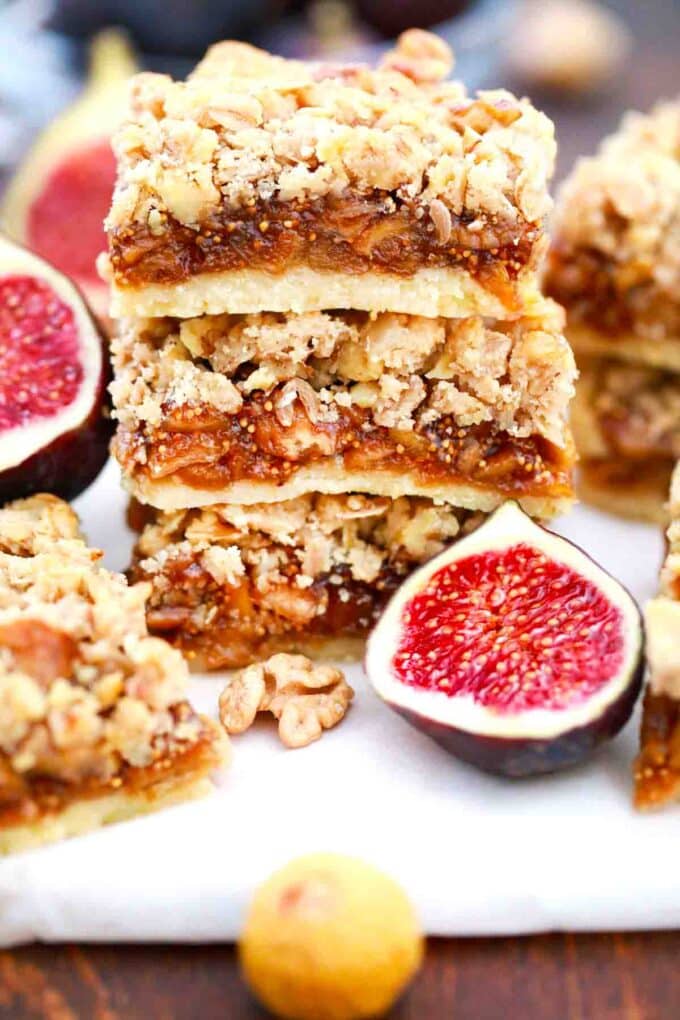 stack of fig bars with oat topping