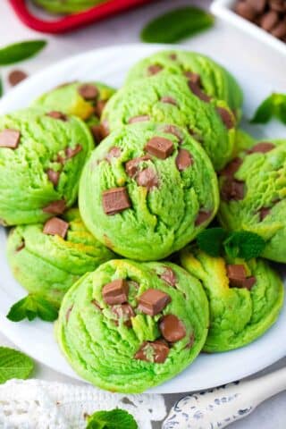 pudding mint chocolate chip cookies piled on a plate