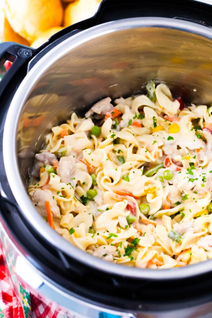 Cheesy instant pot chicken pot pie pasta.