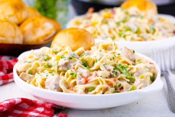 Cheesy instant pot chicken pot pie pasta with veggies.