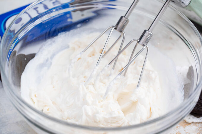 Whipping cream and mascarpone.