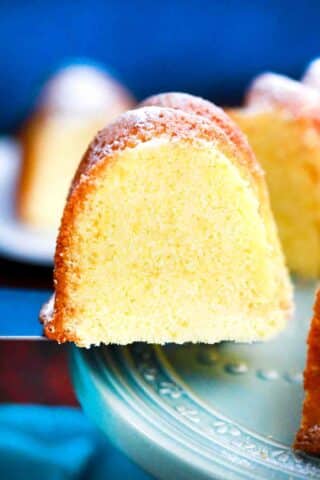 sliced cream cheese pound cake