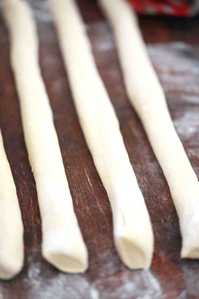 rolling pretzel dough