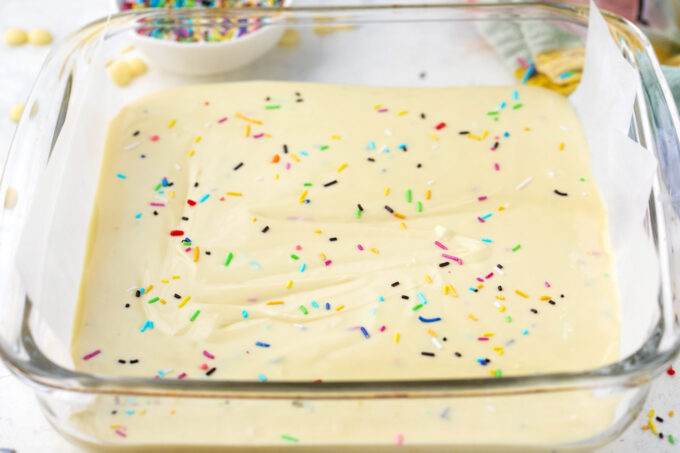 White chocolate fudge in a baking dish.