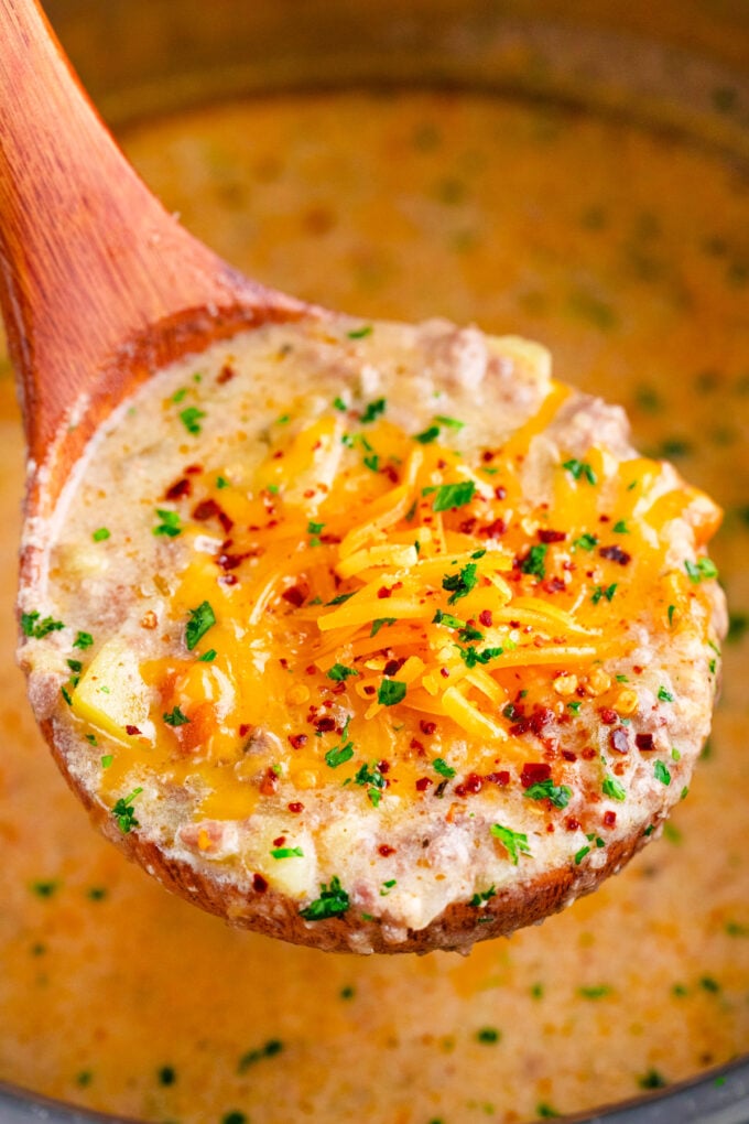 Very creamy and cheesy Instant Pot cheeseburger soup.