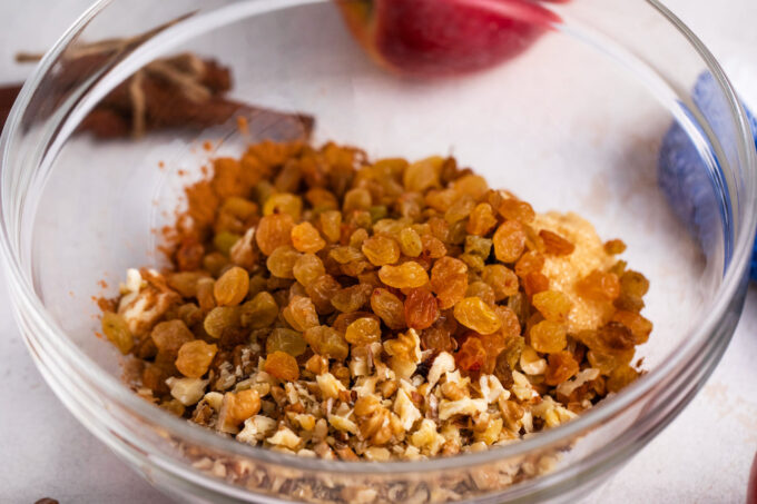 Filling with walnuts and raisins for Instant Pot baked apples.