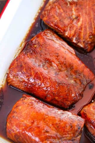7 Ingredients - Maple Syrup Salmon Recipe - Sweet and Savory Meals