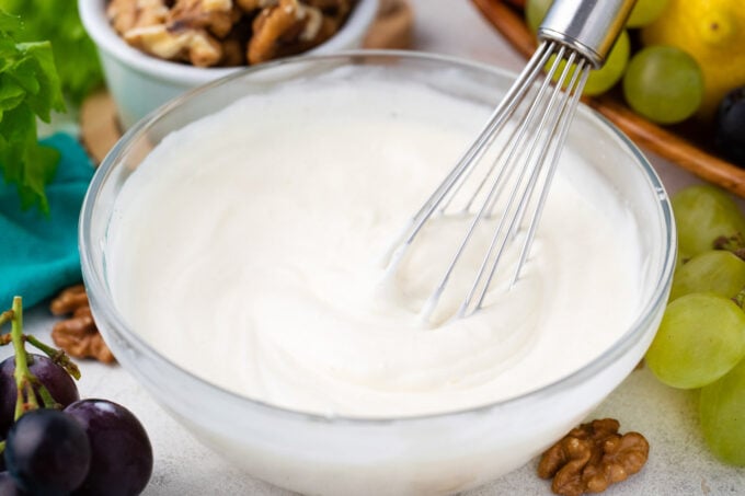 Lemon, mayo, yogurt dressing.