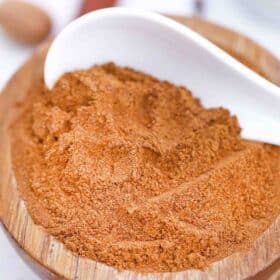 close shot of homemade allspice substitute mix in a small bowl