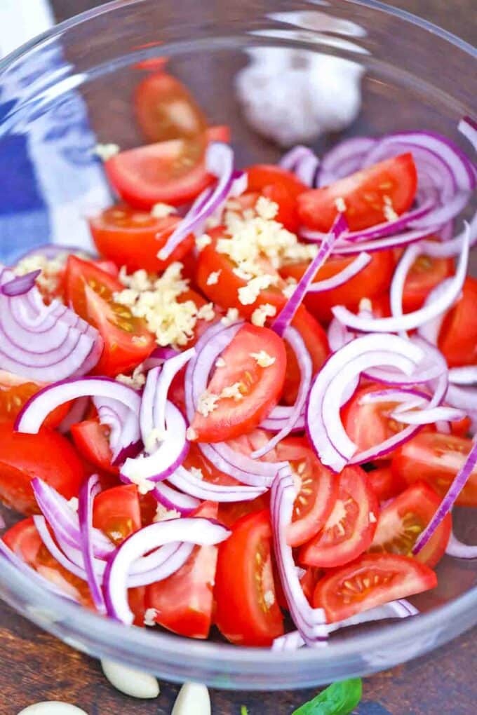 Italian Tomato Onion Salad Recipe - Sweet and Savory Meals