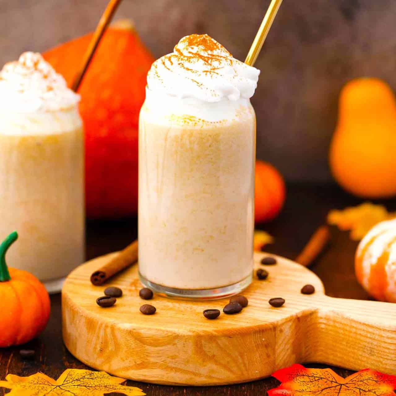 https://sweetandsavorymeals.com/wp-content/uploads/2023/09/starbucks-pumpkin-spice-latte-facebook.jpg