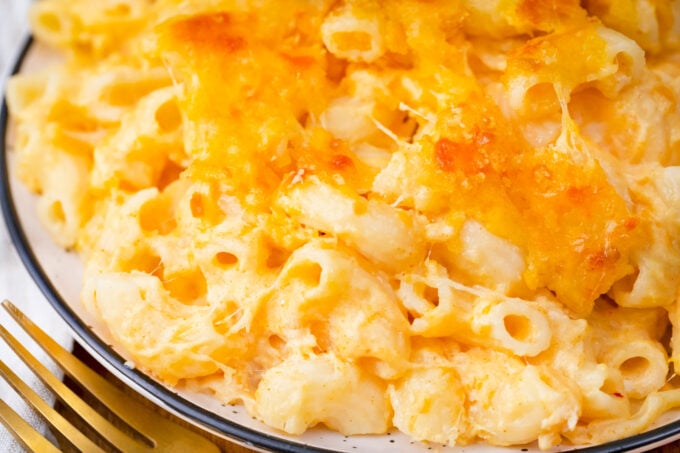 Close shot of gluten free mac and cheese.