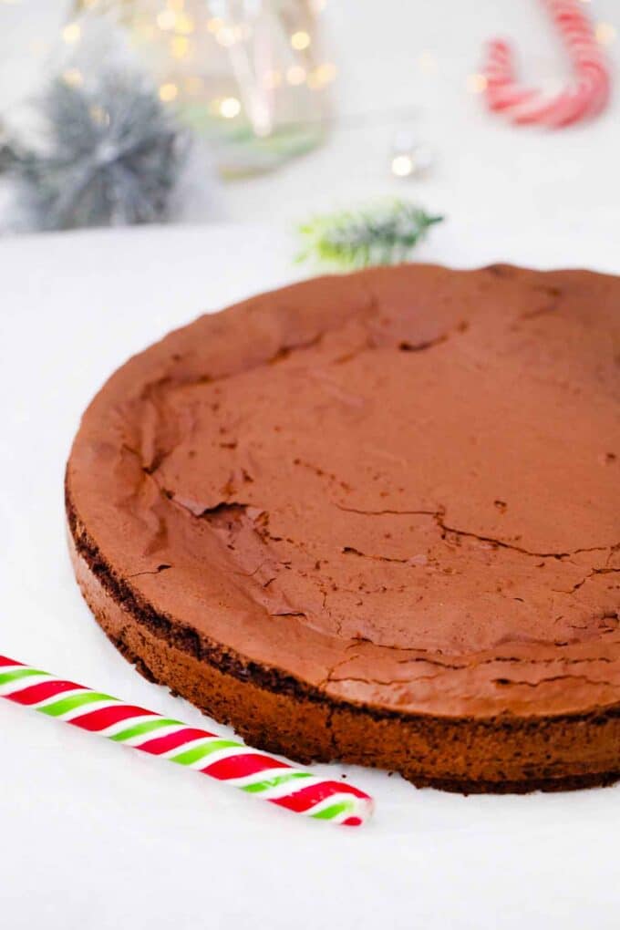 round brownie cake