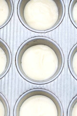 cheesecake filling in muffin tins