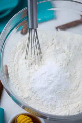flour salt and baking powder in a bowl