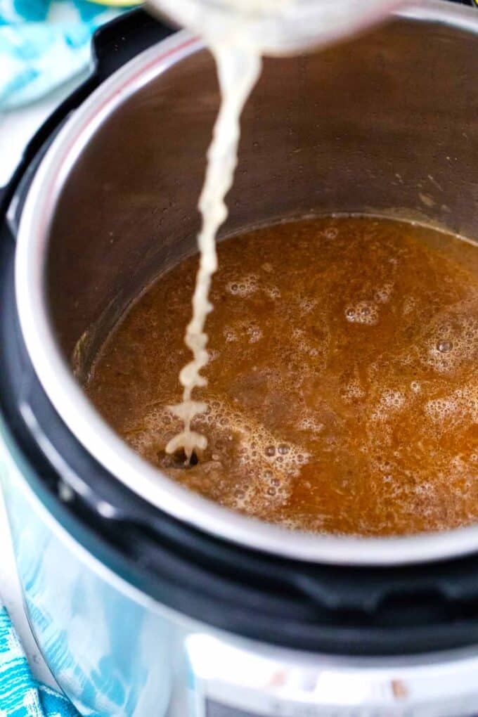 making gravy for chicken in the instant pot