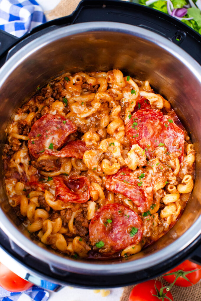 Overhead shot of instant pot pizza pasta.
