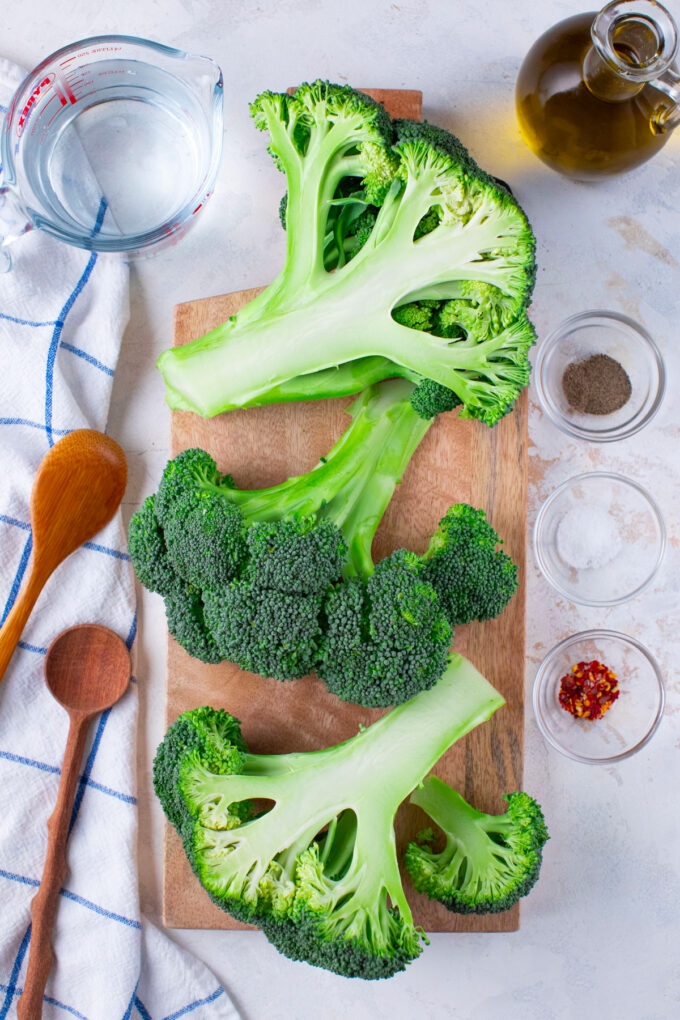 Overhead shot of steamed broccoli ingredients.
