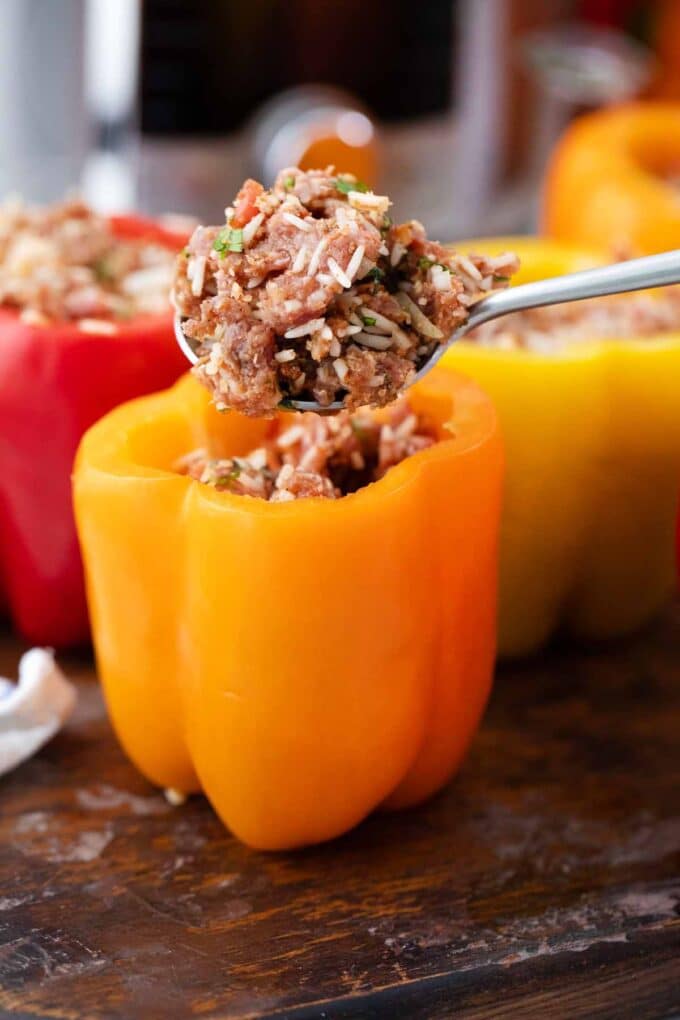 stuffing bell peppers with meaty filling