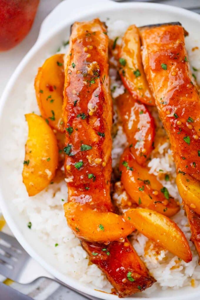 salmon filets with peaches over rice