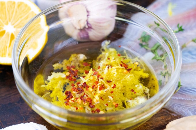 Lemon garlic sauce.