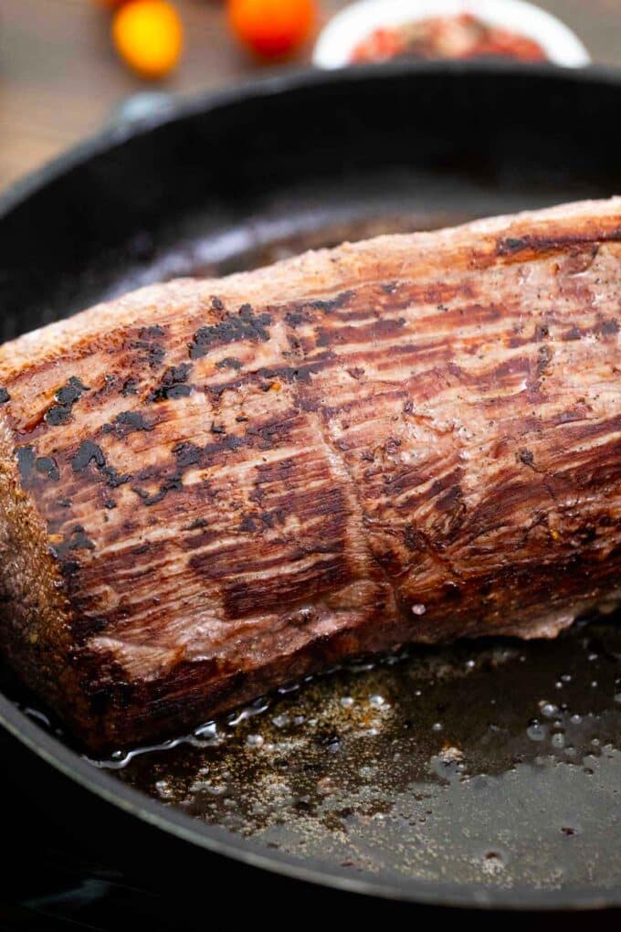 searing a beef tenderloin