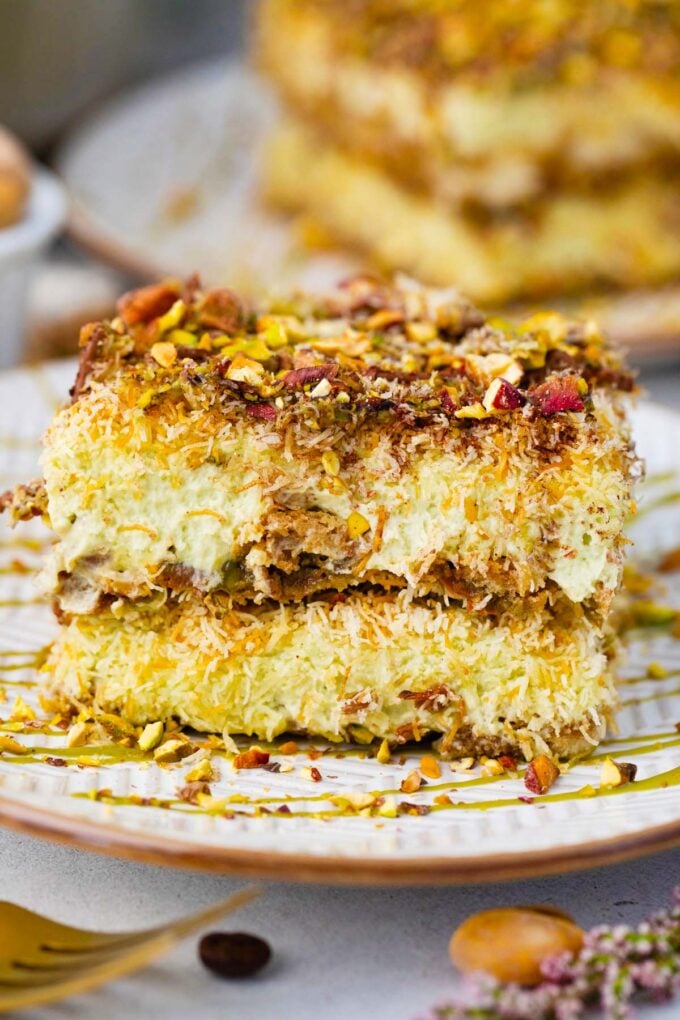 Dubai chocolate tiramisu with kaiaif layers and pistachio cream.