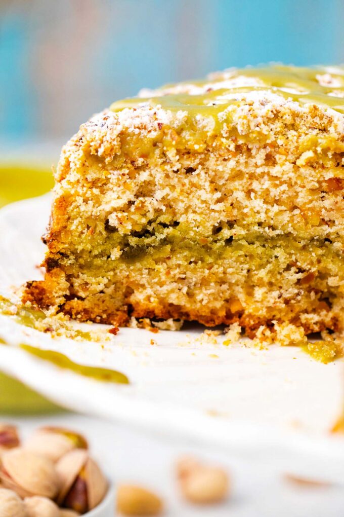 Sliced pistachio coffee cake.