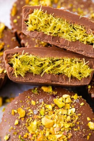 Dubai chocolate pistachio cups with crunchy pistachio kataifi filling.