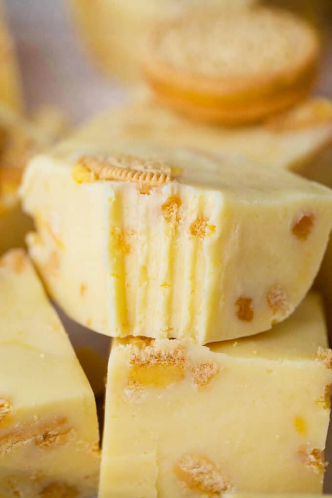 Close shot of a bite of lemon Oreo fudge.